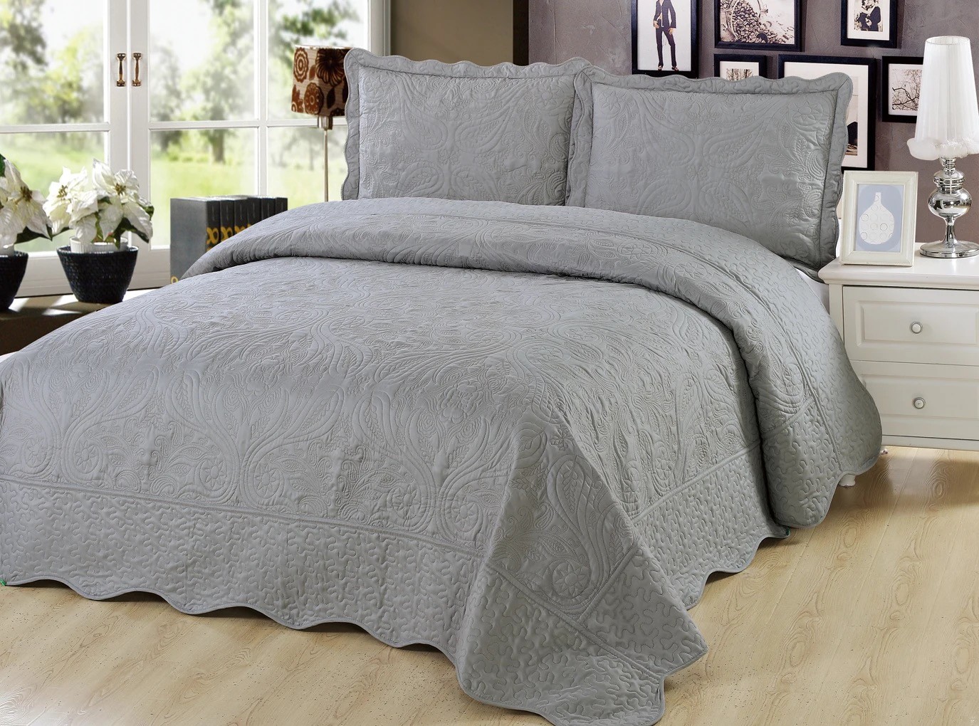 Solid color ultrasonic bedspread 3pcs