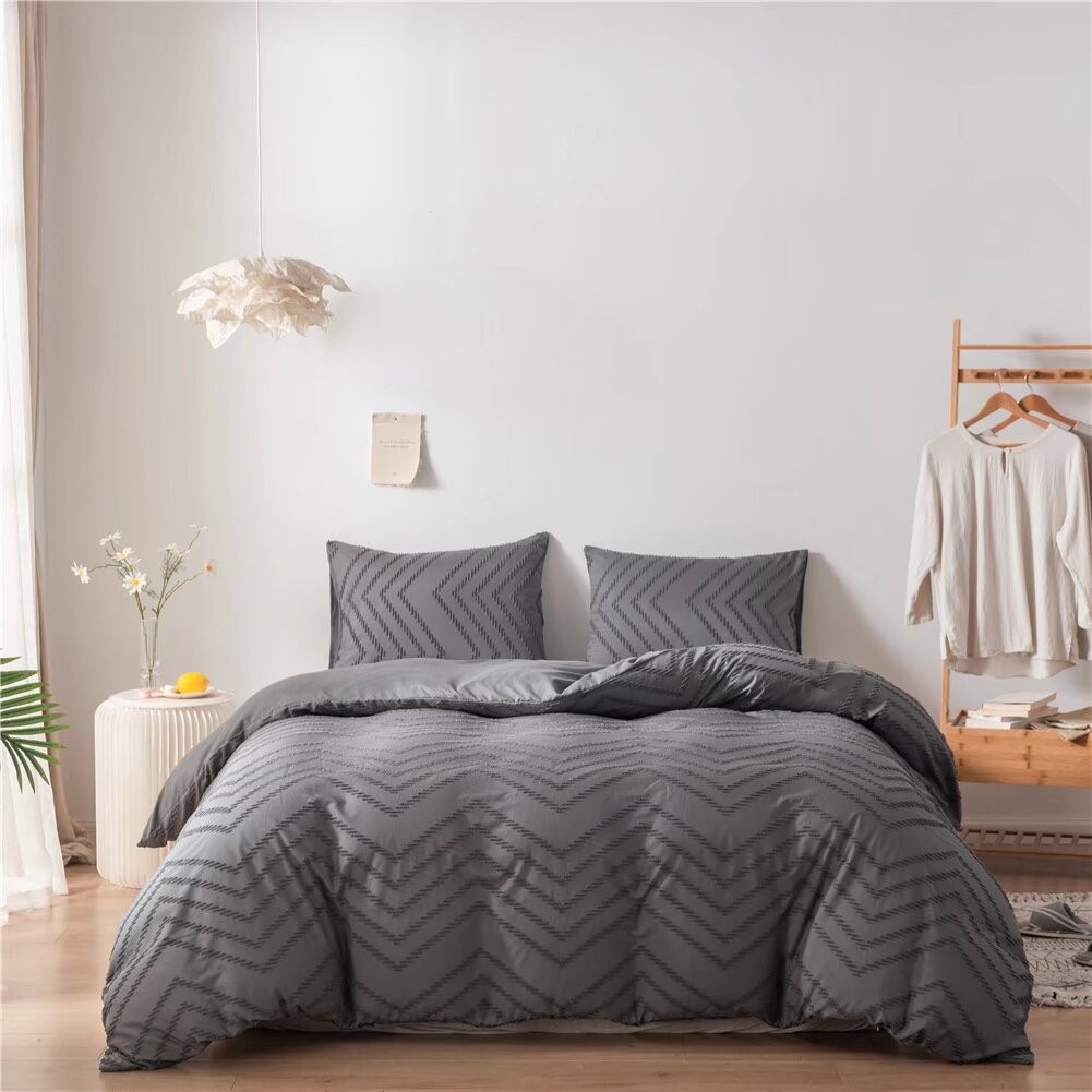 Tufted comforter set 3pcs