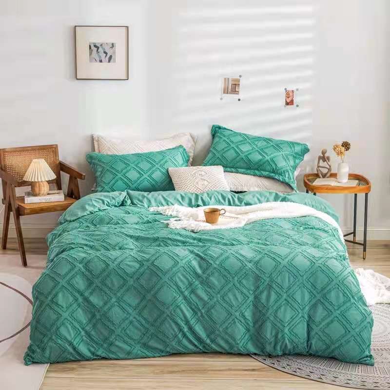 Tufted comforter set 3pcs